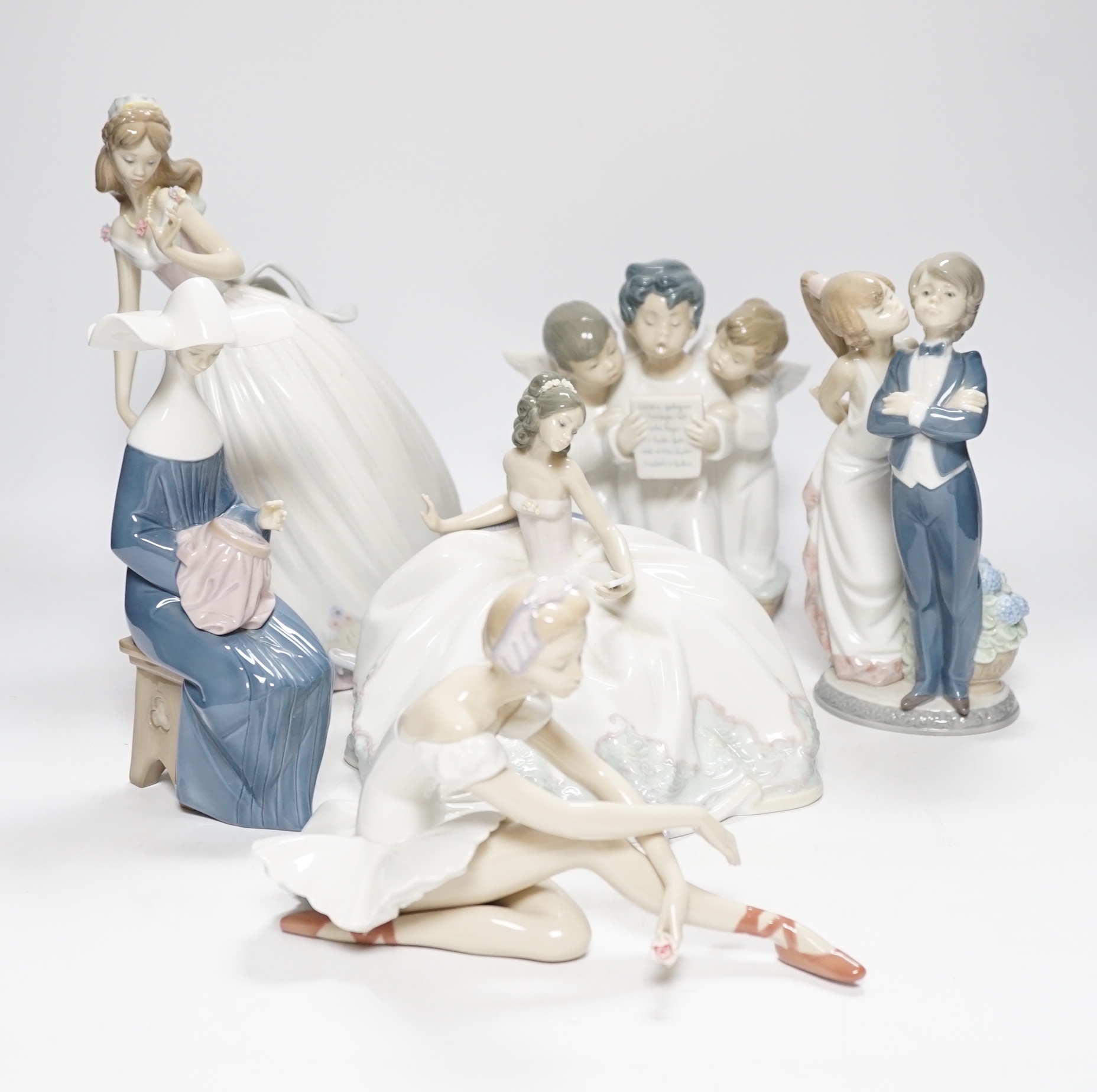 Six various Lladro figures and figure groups, most boxed, tallest 26cm high